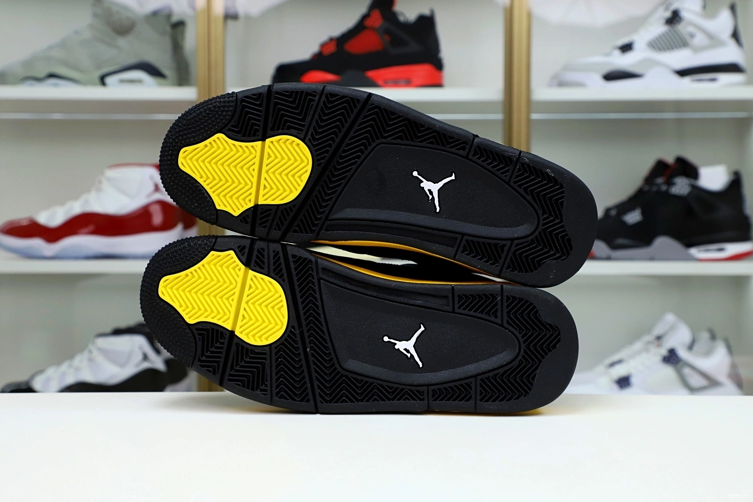 Air Jordan Jordan4  2023 thunder 0726